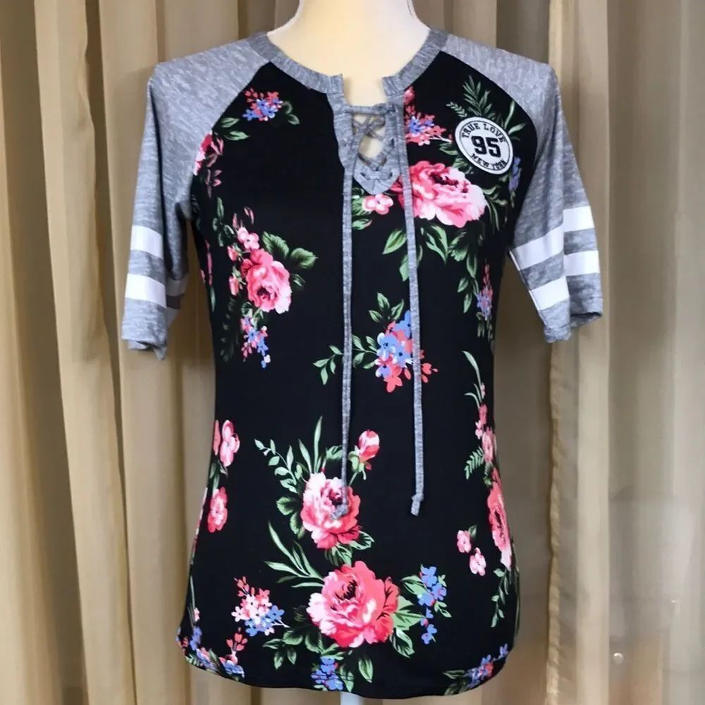 Love  Women Blouse Size S